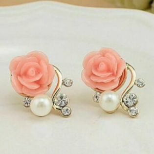 Boucles d'oreilles Fleurs perles et diamants